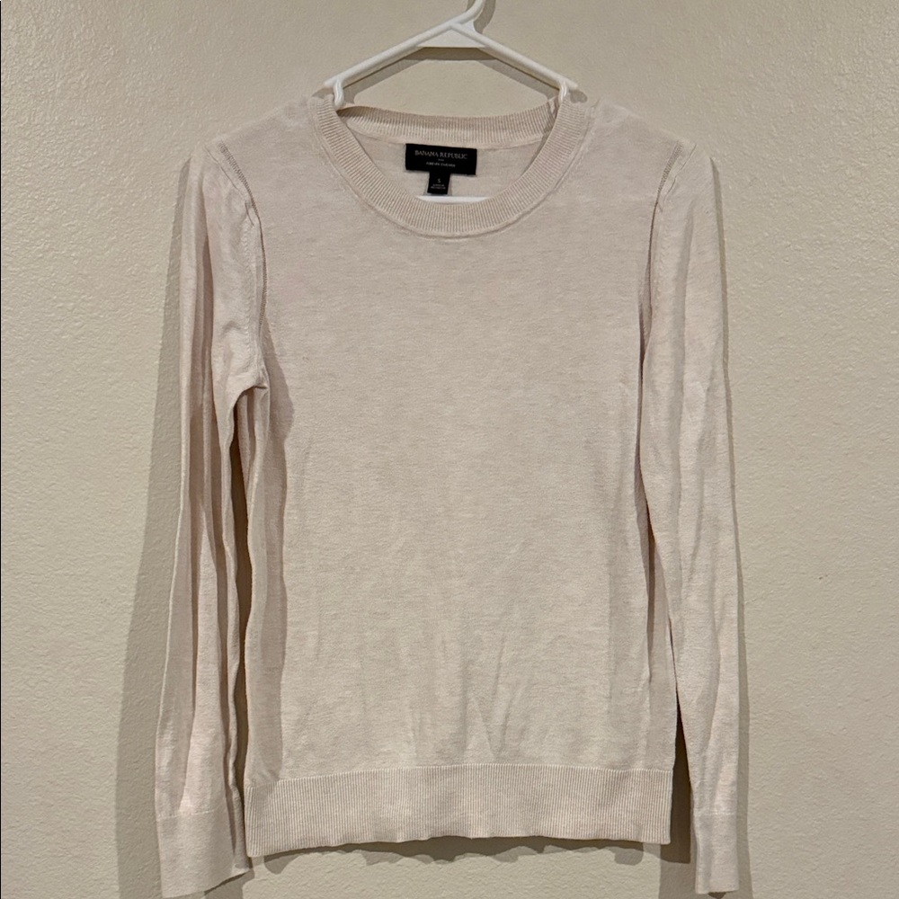 Banana Republic Light Beige sweater